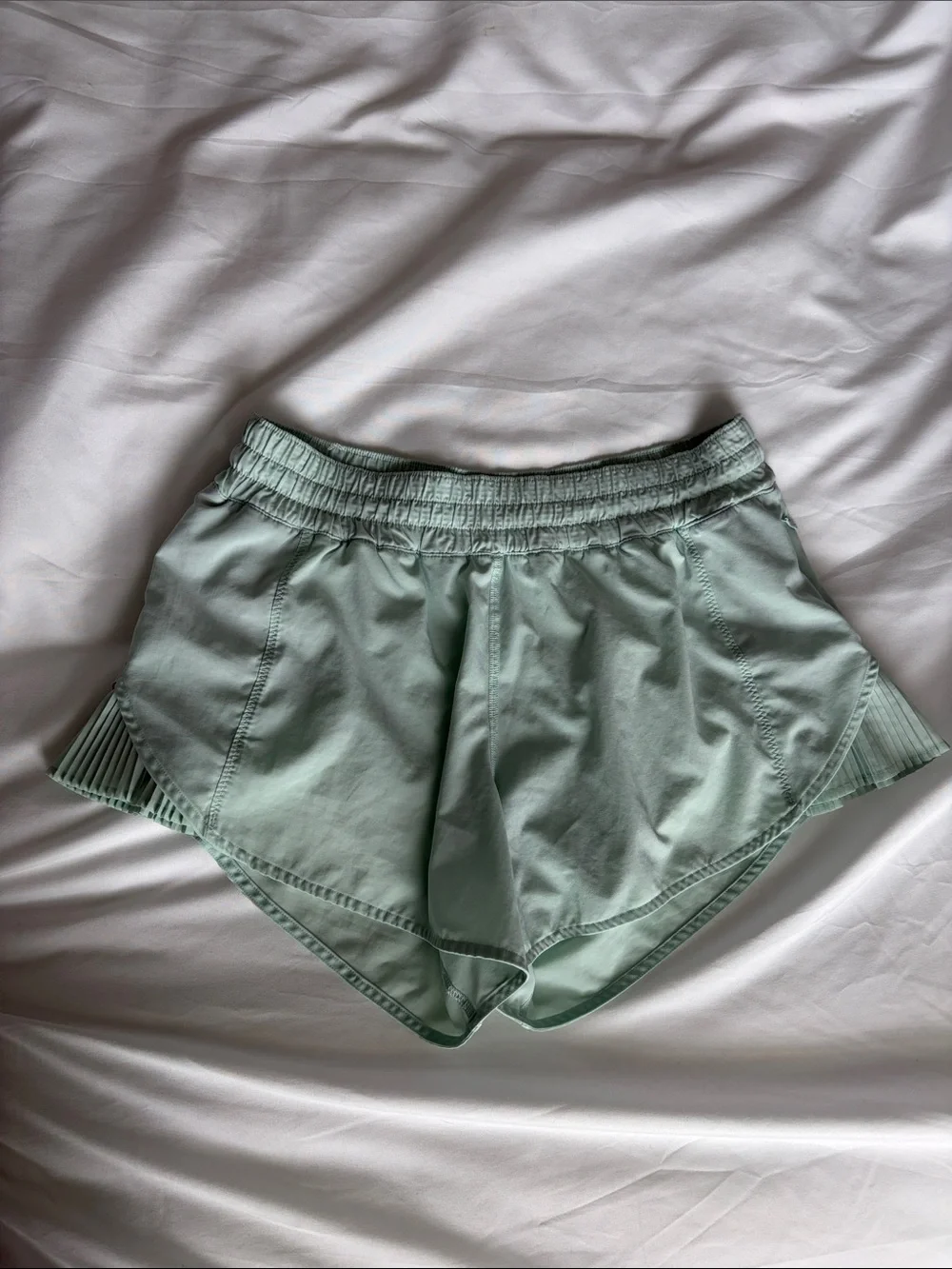 Lululemon Hottie Hot Pleated Mint Green Athletic Shorts - Picture 4 of 12